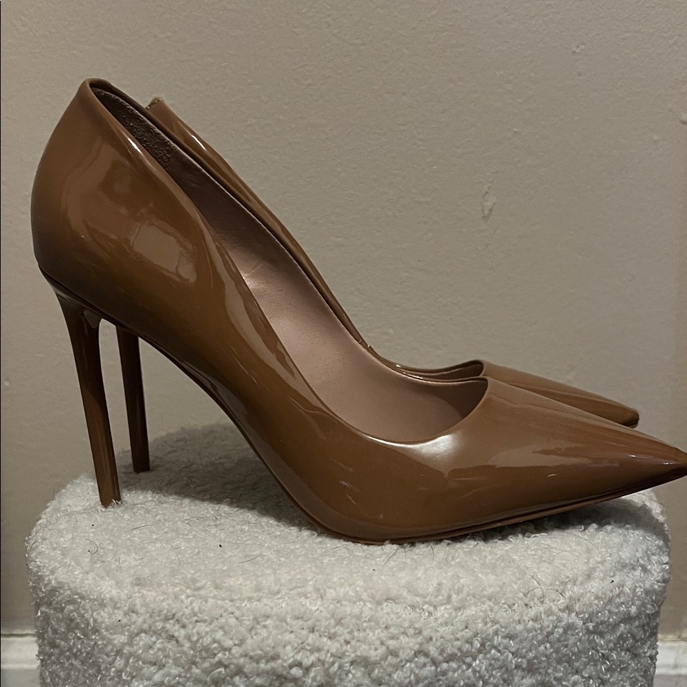 Steve Madden patent pumps